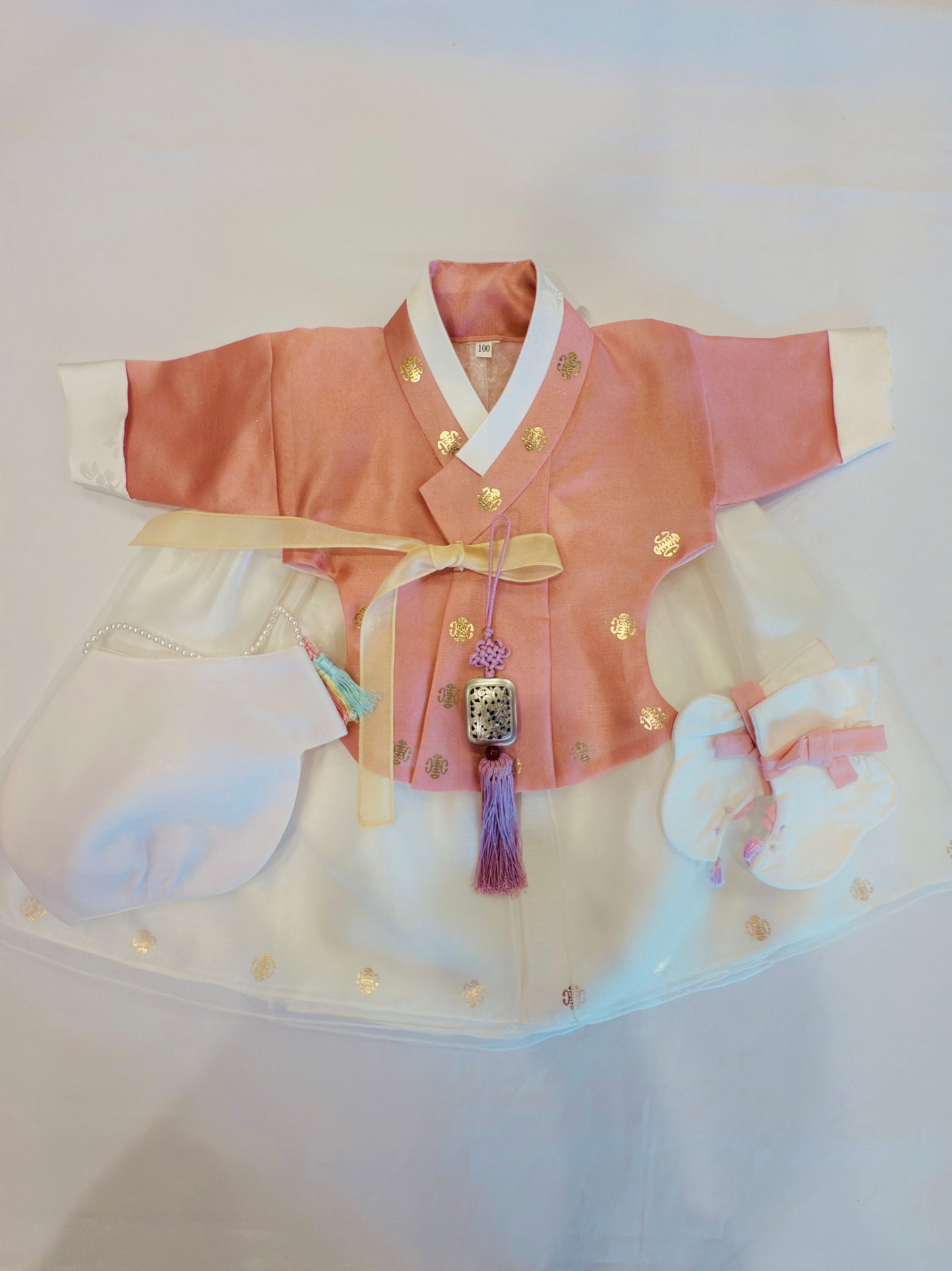 Lucy 100 Day Hanbok